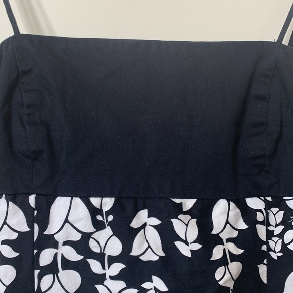 AGB | Black White Floral Spaghetti Strap Peekaboo Bow Hidden Zip Sheath Dress 16 - Picture 6 of 16